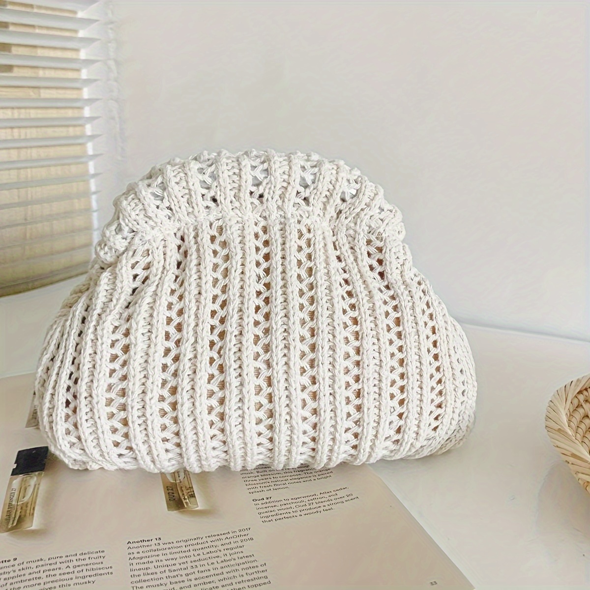 

Chic Mini Vintage Knit Handbag - Solid Color , , Hollow-out 90s Classic , , Lipstick, Makeup & Phone - Ivory