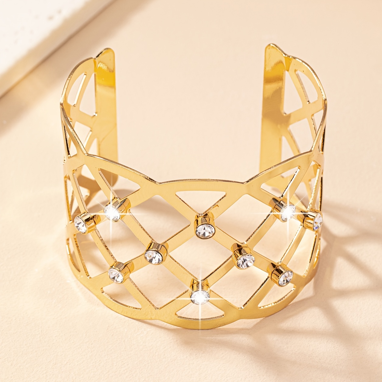 Women's Stylish Hollowed-Out Open Bangle Inlaid with Rhinestones