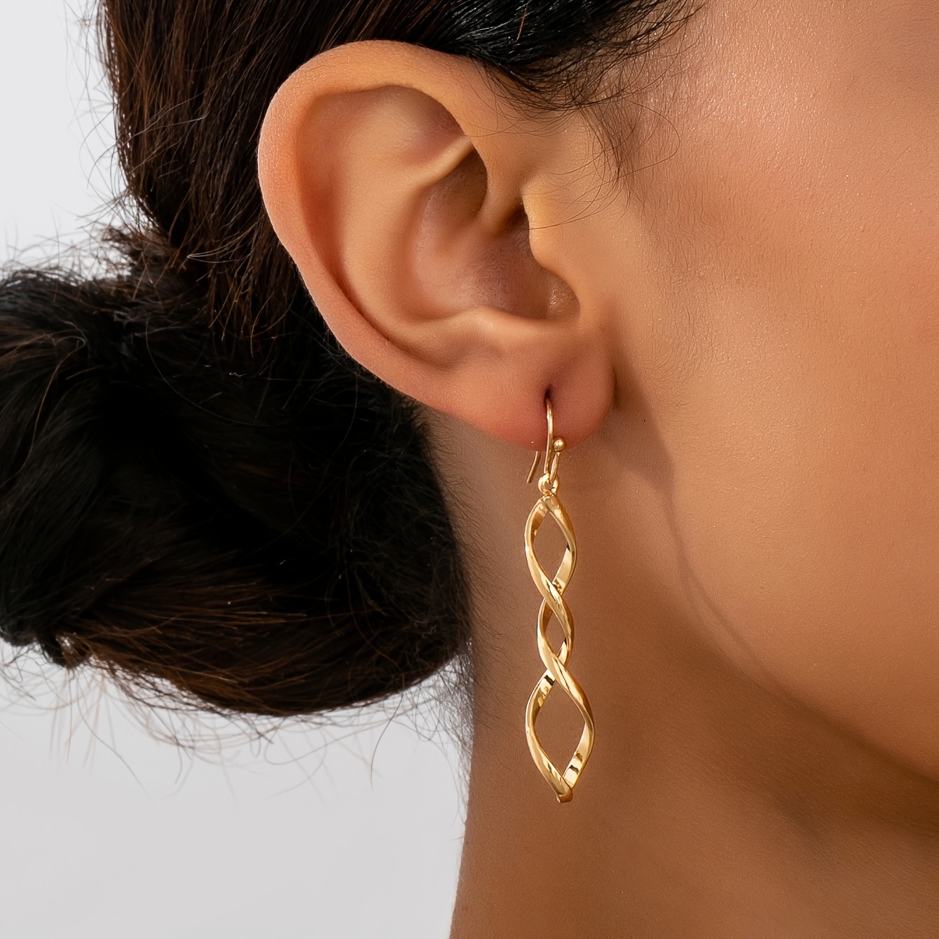 Pair Of Y2k Minimalist Fashion Metal Spiral Earrings For Women, Holiday Birthday Date Party Vacation Shopping Daily Accessories