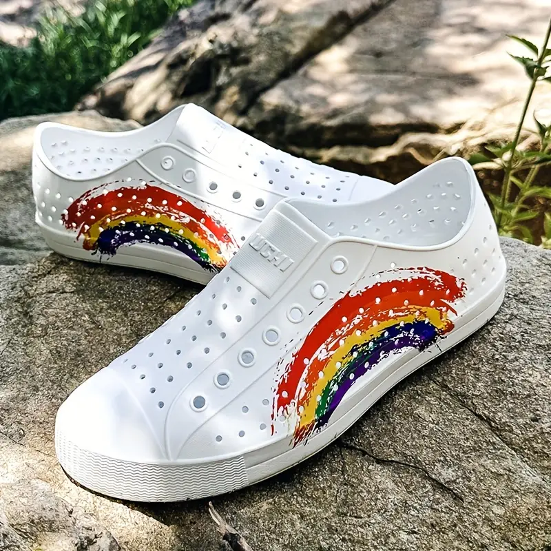 womens eva details 1