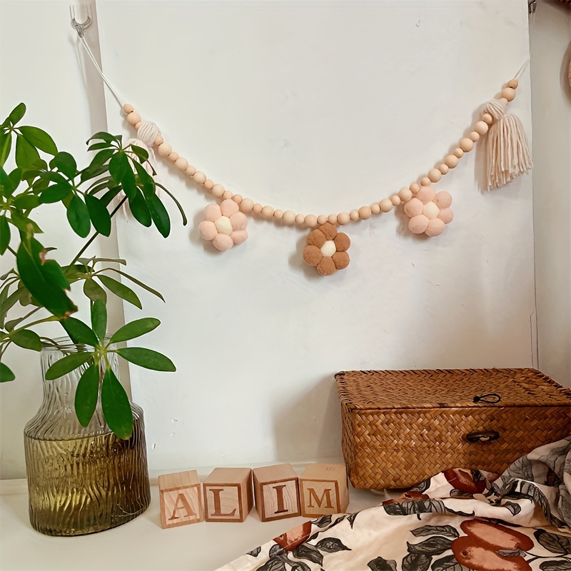 

Bohemian Daisy Party Decor Streamer Flower Garland With Wooden Beads And Daisy Flowers - Perfect For Wedding, Birthday, Or Home Decor