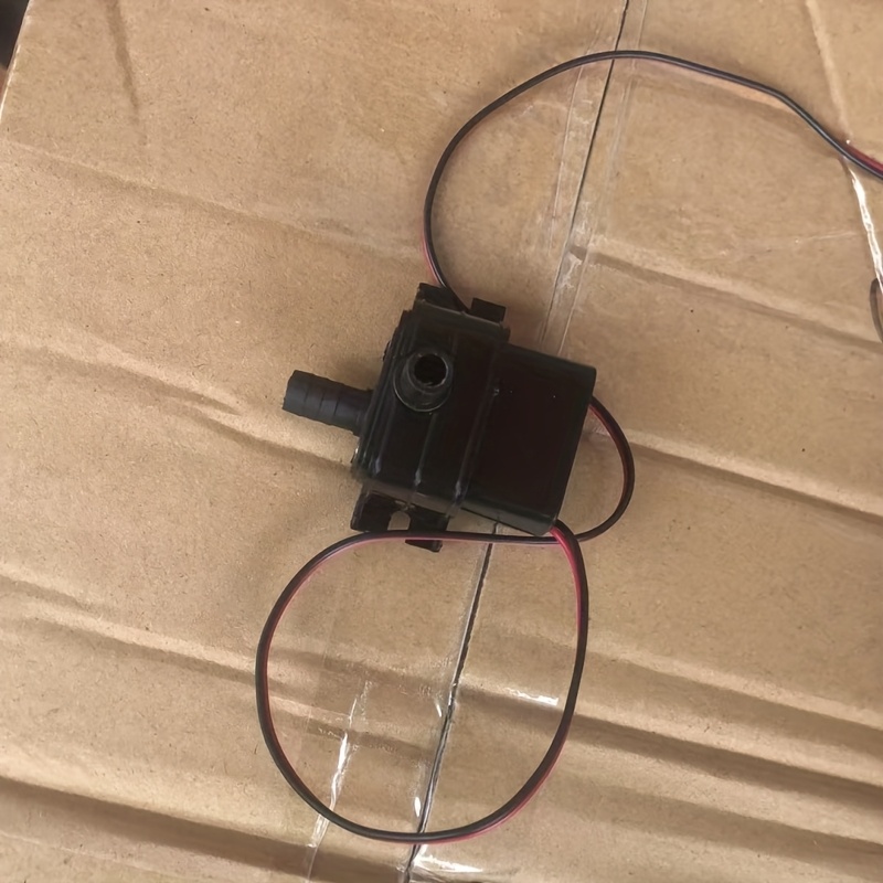1pc 240l/h 12v Mini Submersible Pump Brushless Small Water Pump