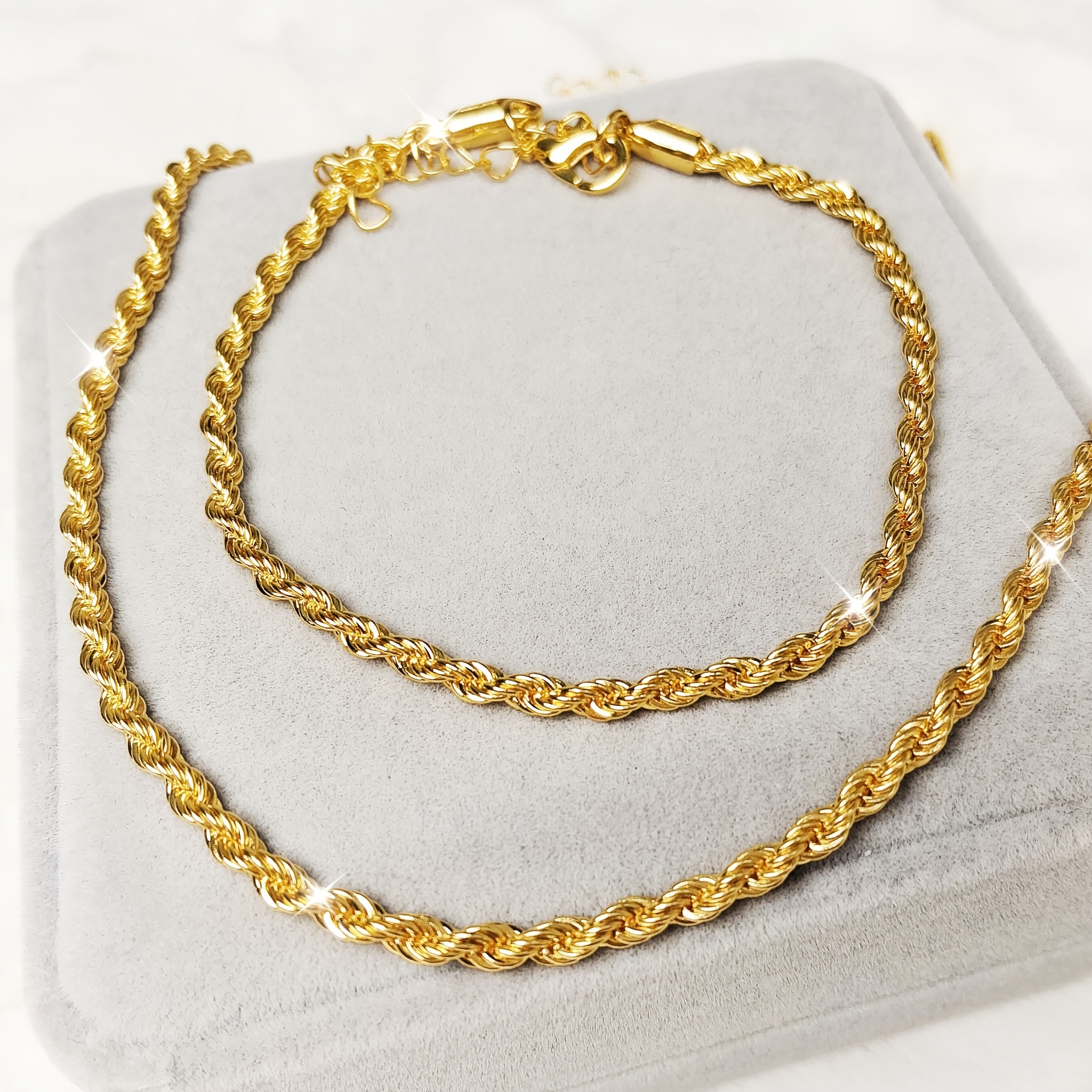 E-shop 2-teiliges Set Halskette & Armband aus goldenem, gedrehtem Seil mit goldenem Design, Vintage- minimalistischer Stil, Unisex für den , geeignet