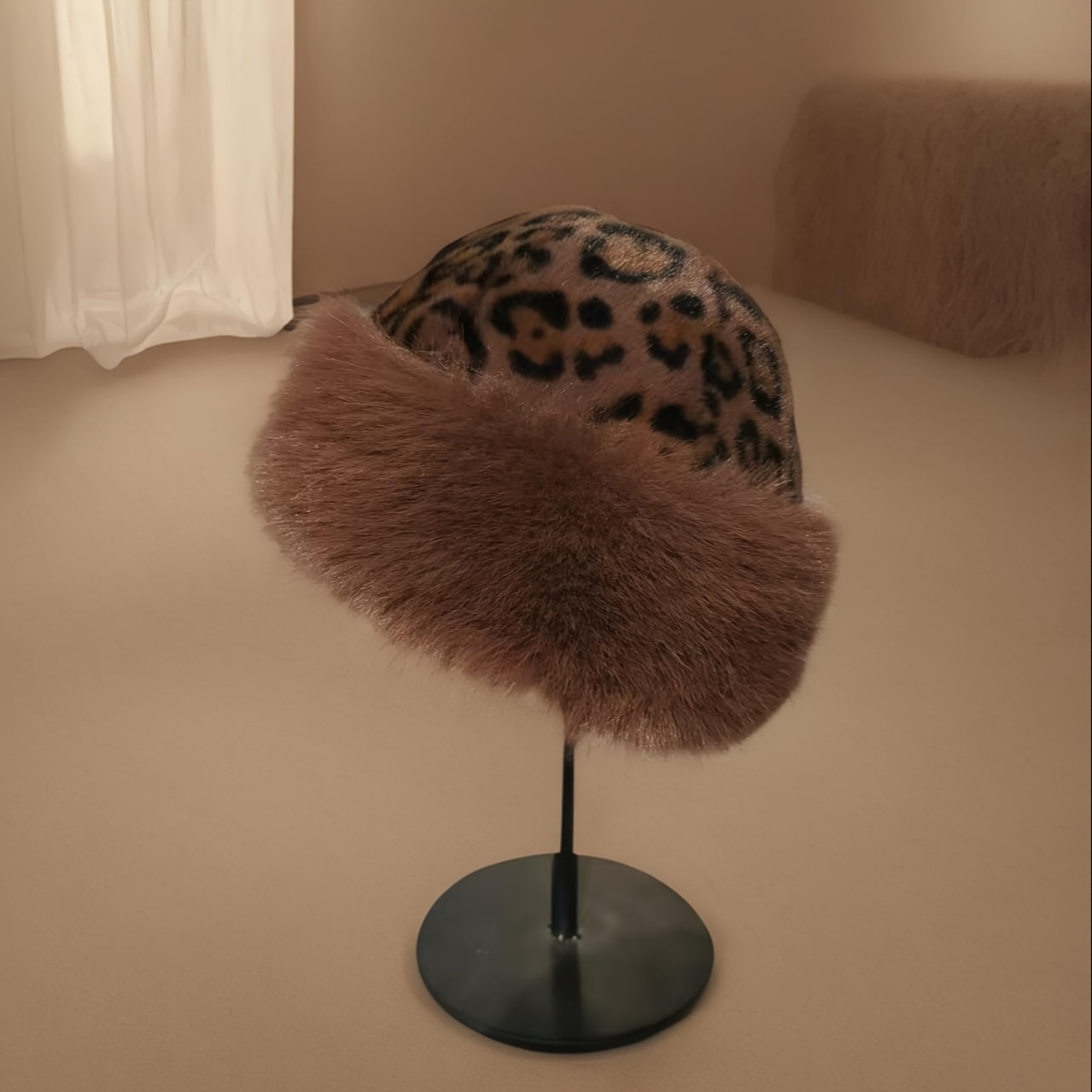 

1pc Leopard Print Polyester Bucket Hat For Women, Fit With Toggle Closure, Lightweight Knitted Polyester Christmas Hat With Fur Trim