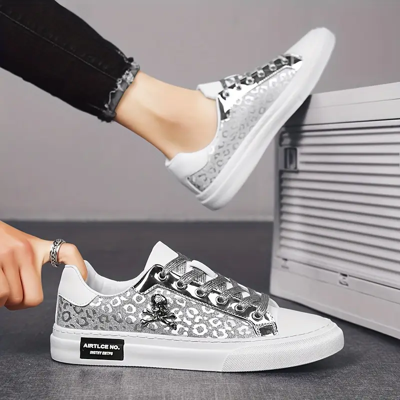 fashionable low top sneakers with skull design and casual and hiking details 6