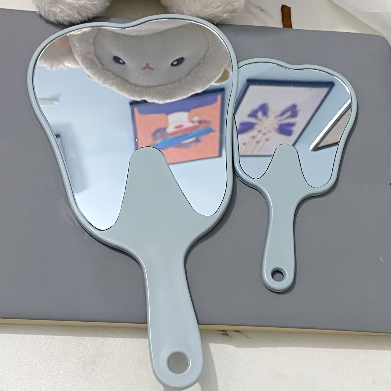 2pcs Creative Tooth-Shaped Hand Mirrors Set