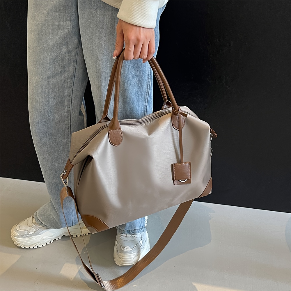 lightweight and stylish shoulder bag with adjustable strap nylon material simple and versatile travel tote bag details 7