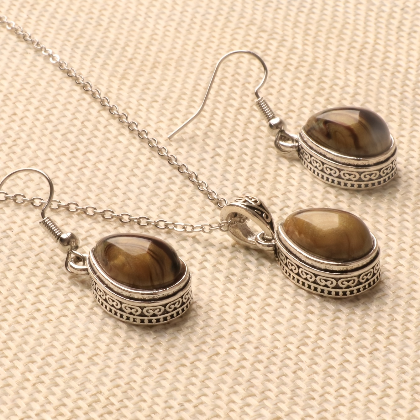 TEMU Juego de joyería elegante de resina con de , collar con colgante de de agua y aretes para uso diario