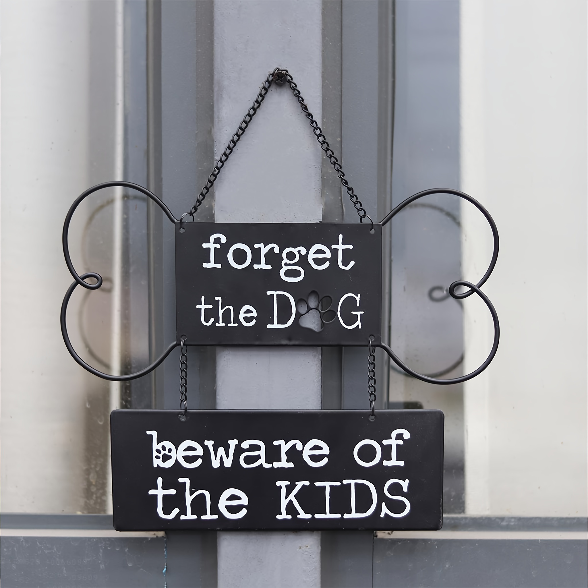 

Black Metal Dog Sign Decor, Bone Shape With Hanging Sign Reads Forget The Dog, Beware Of The Kids