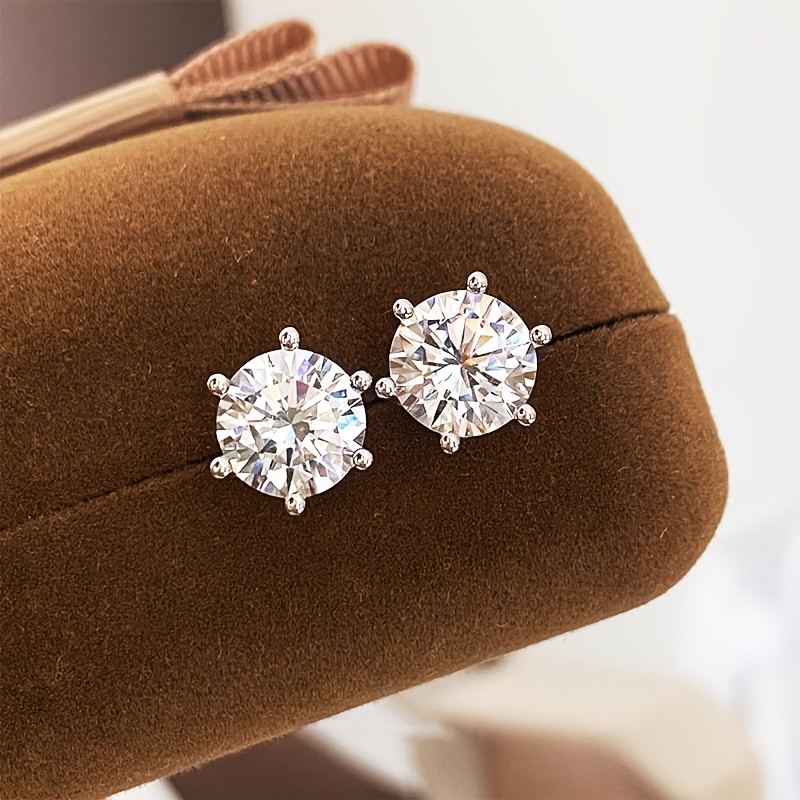 Women's Classic Round Dazzling 1 Carat Stud Earrings, Hypoallergenic