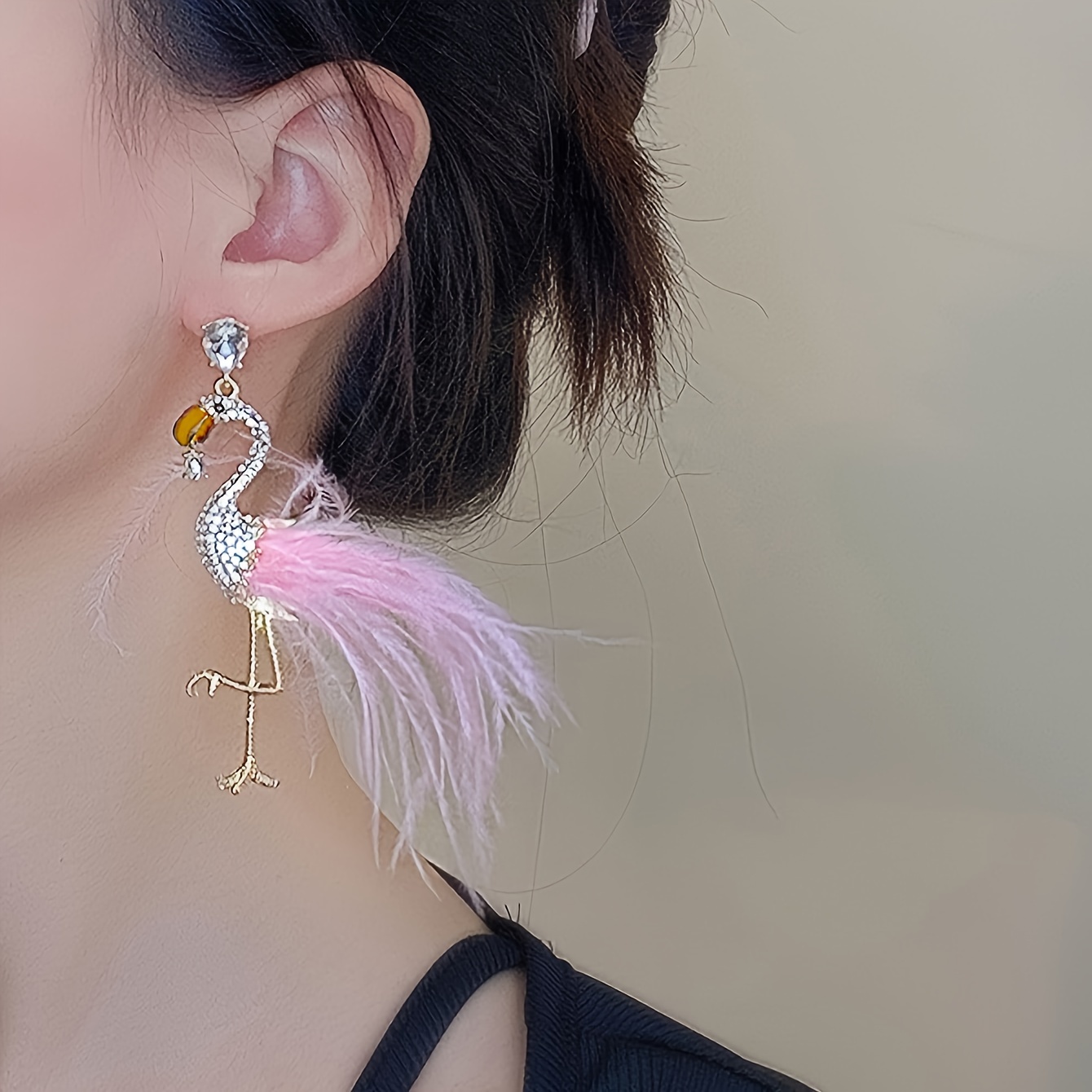 

Unique Creative Flamingo Feather Design Dangle Earrings Alloy Plated Jewelry With Rhinestones Inlaid Personality Party Earrings