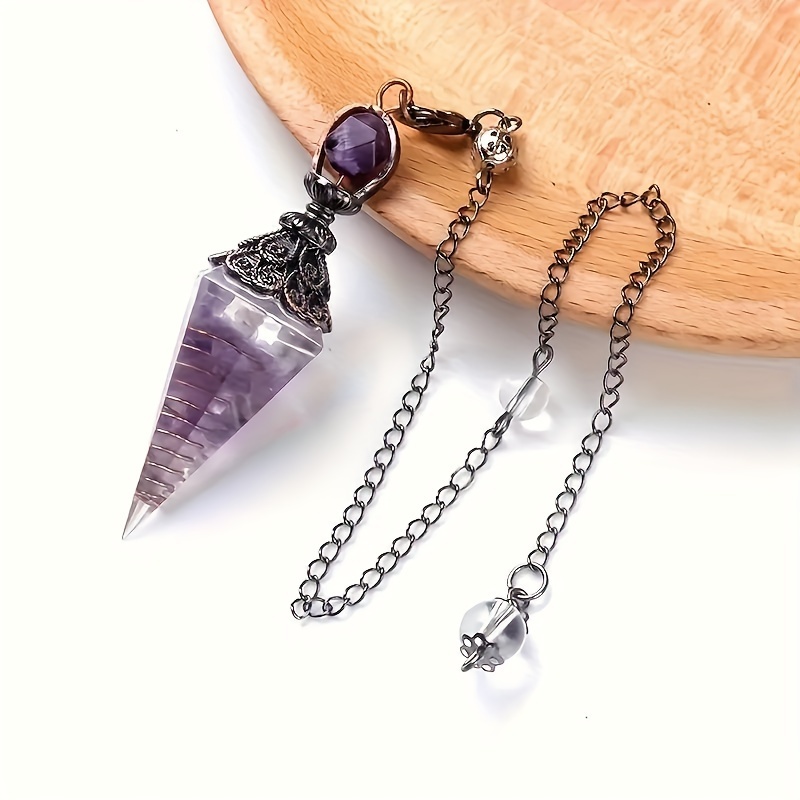 Natural Stone Crystal Necklace with Star Pendulum