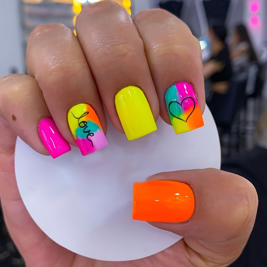 

24pcs Vibrant Neon Love Heart Press-on Nails - Short Square, With Jelly Glue, Nail File & Stick Included - Valentine's Day