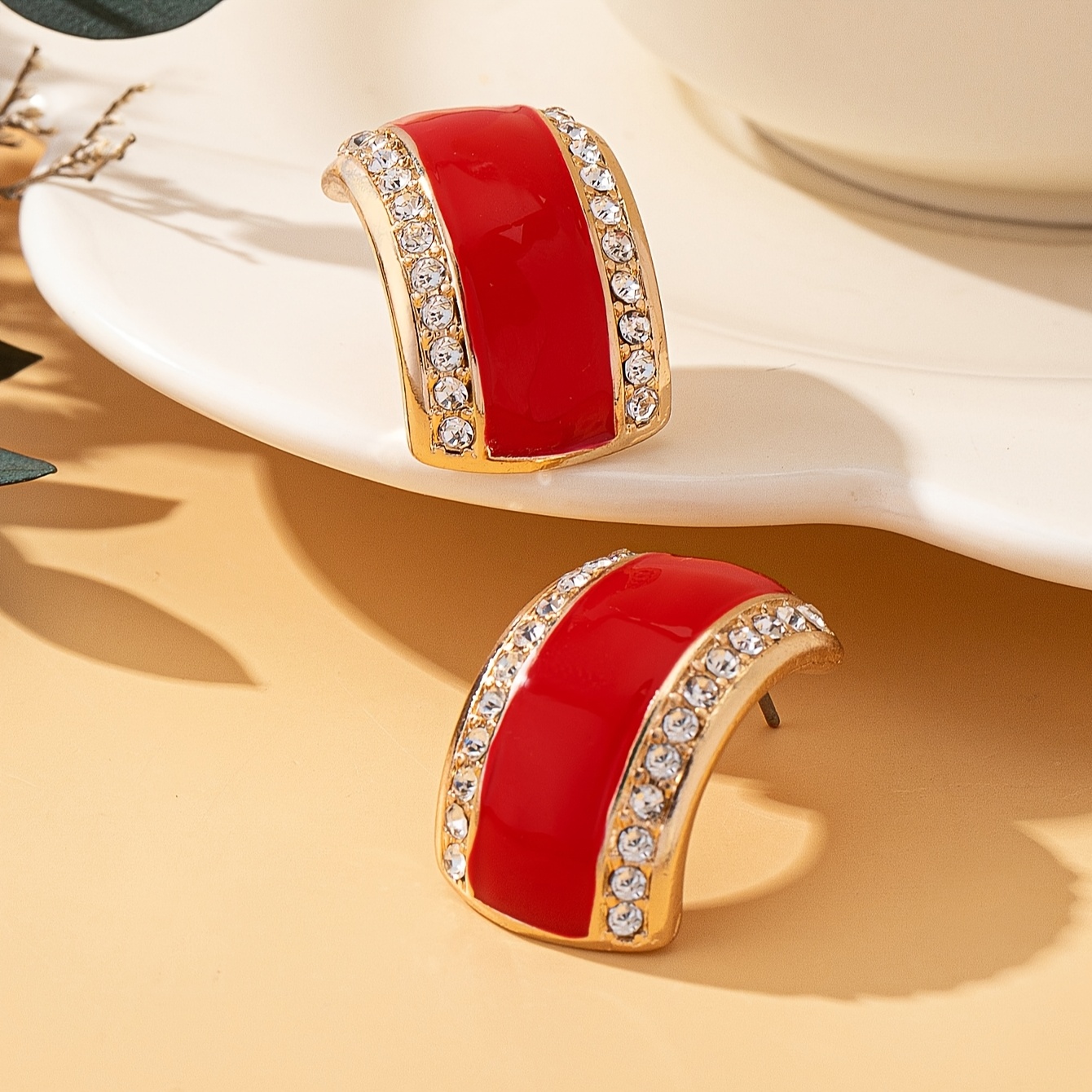 TEMU A Pair Of Stylish And Minimalist Women's Enamel Earrings With Rhinestones