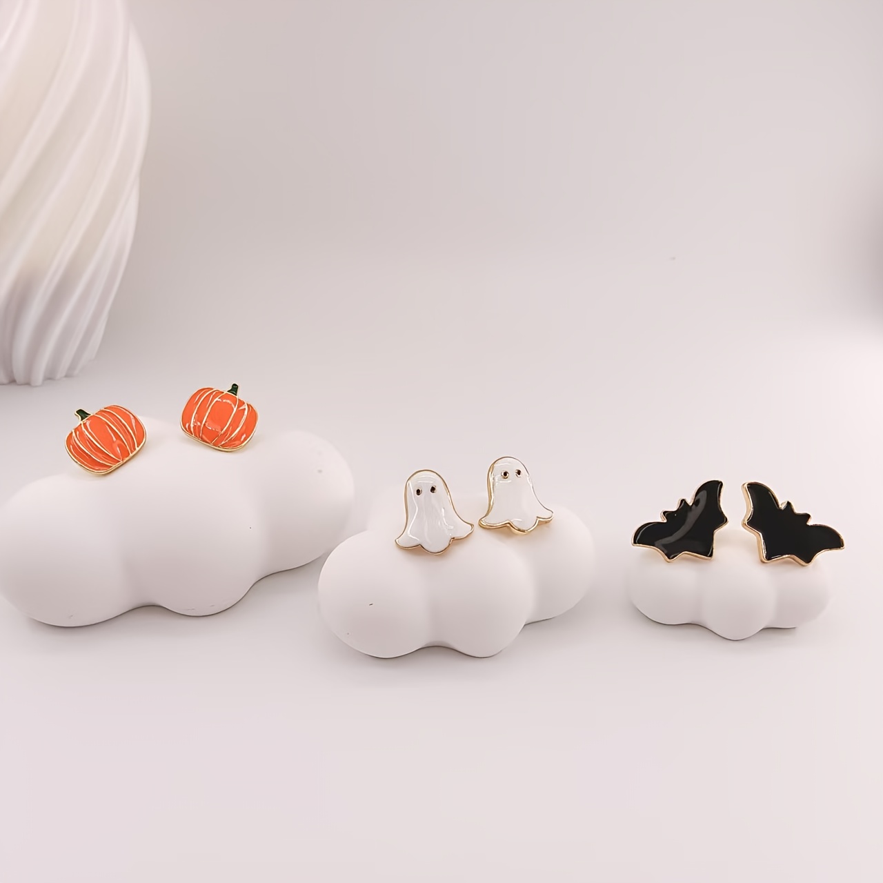 TEMU 3 Pairs Halloween Cute Mini Pumpkin And And White Stud Earrings