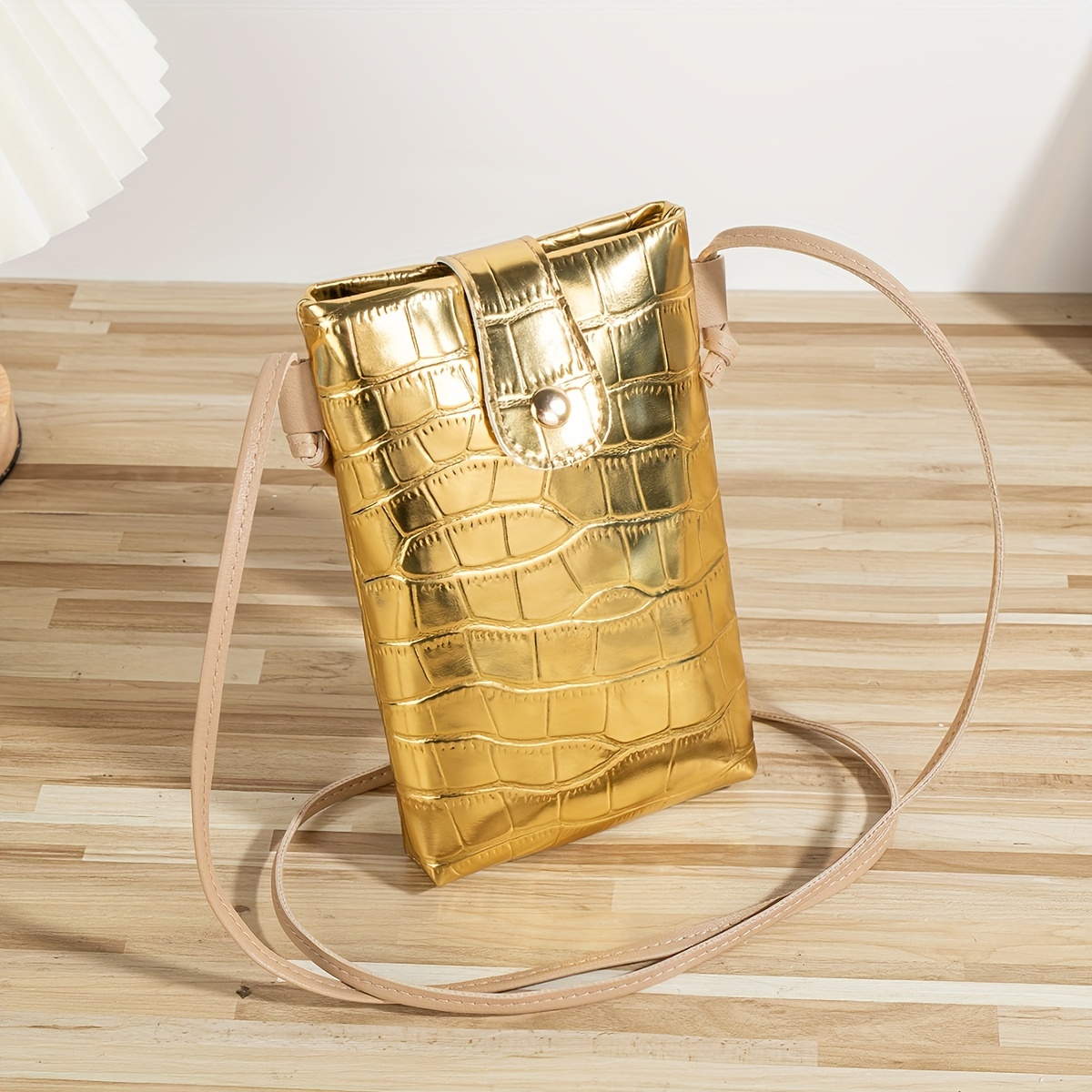 Image of Guangzhou Production Area, Women's Crocodile-embossed Crossbody Bag, Fashionable Golden Evening Phone Clutch, Luxurious Style Golden And Silvery Women' Purse