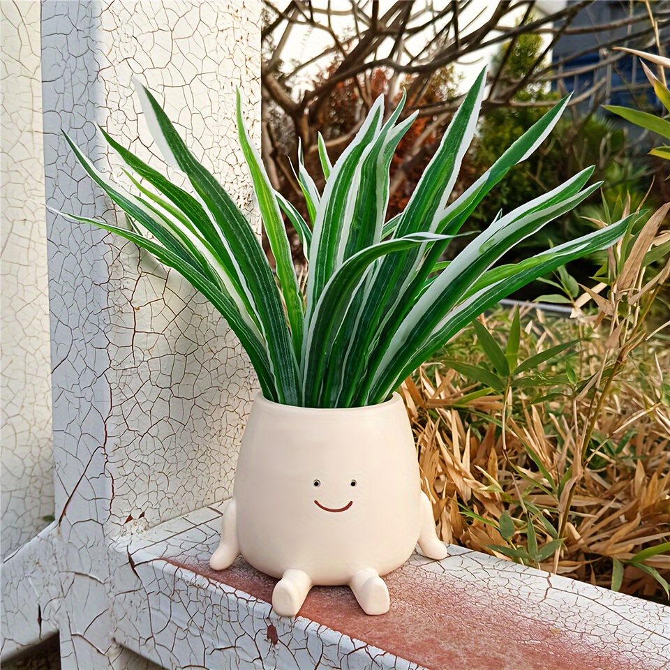 

1pc Resin Planter, Cute Smiling Face Sitting Flower Pot (4.72''x3.54''/12cm*9cm), Desk Decoration, Home And Office Decor, Succulent Plant Pot, Indoor & Outdoor Use