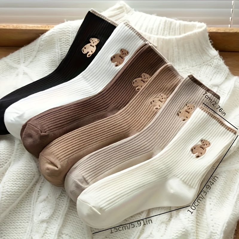 

5 Pairs Cute Cartoon Bear Embroidered Crew Socks For Women, Soft Comfortable Breathable Polyester Knit Fabric With Spandex, Casual Sports Short Socks With Hand Wash Instructions