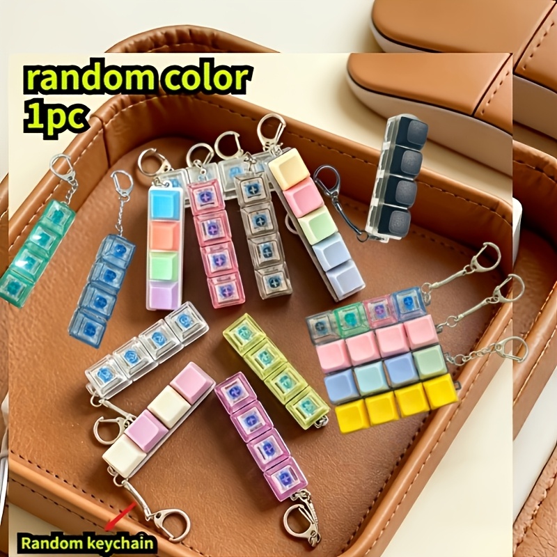TEMU Random Color Mechanical Keyboard Keychain, 4-key Cap, Backpack Pendant, Key , Transparent Base, Minimalist Keycap Storage Box, Modern Segmented