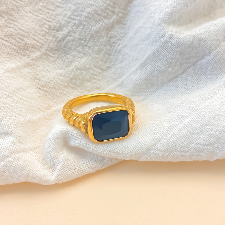 Women's Vintage French Retro Geometric Ring, Luxurious Gift