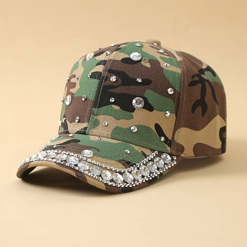 a stylish and versatile baseball cap for women featuring camouflage and diamond embellishments an ideal gift for friends suitable for outdoor sports and casual wear