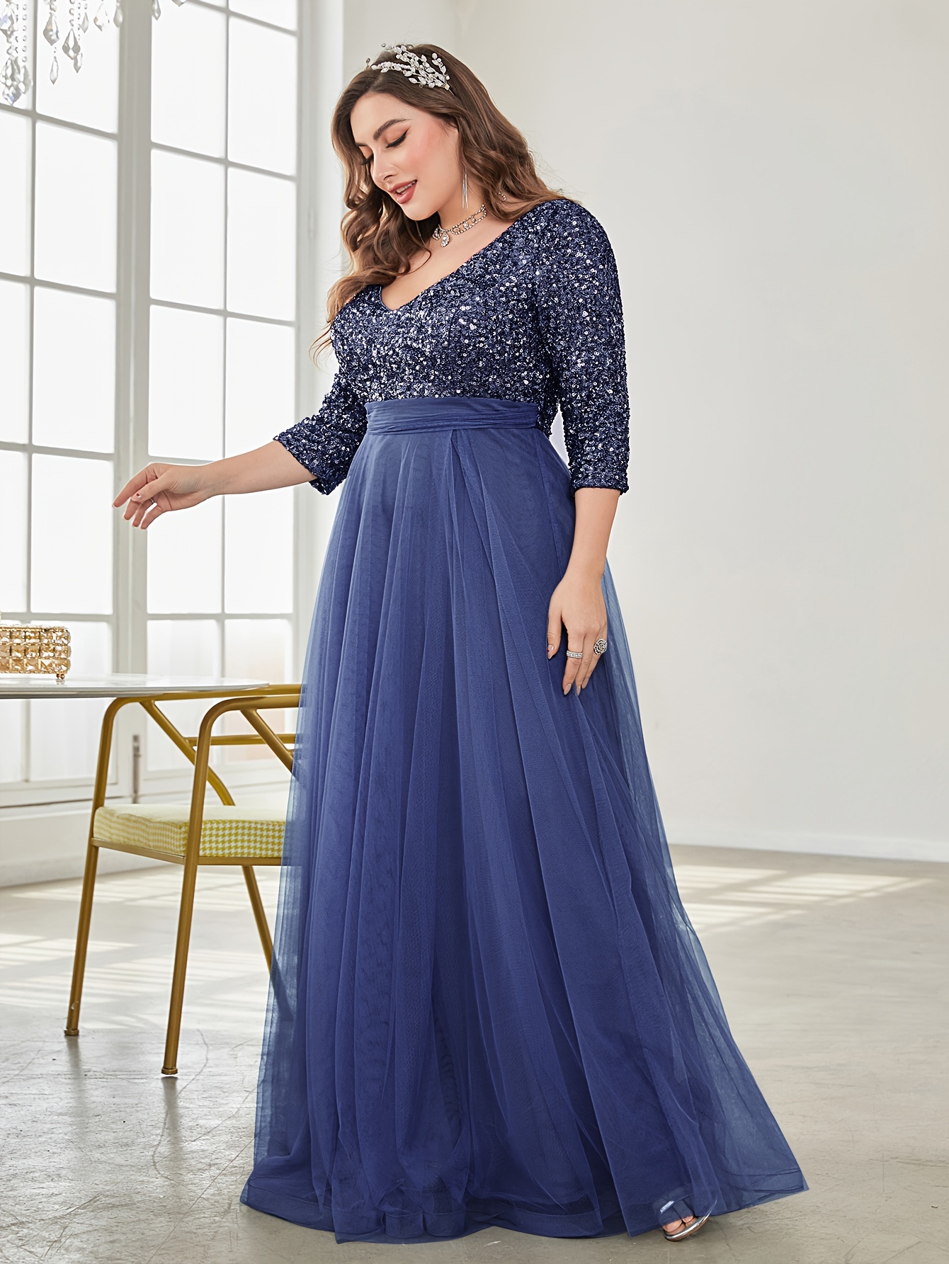 Stylish Plus Size Sequin Stitching Wedding Bridesmaid Dress Long Dress with Super Large Skirt and Party Evening Dress with Tulle Skirt