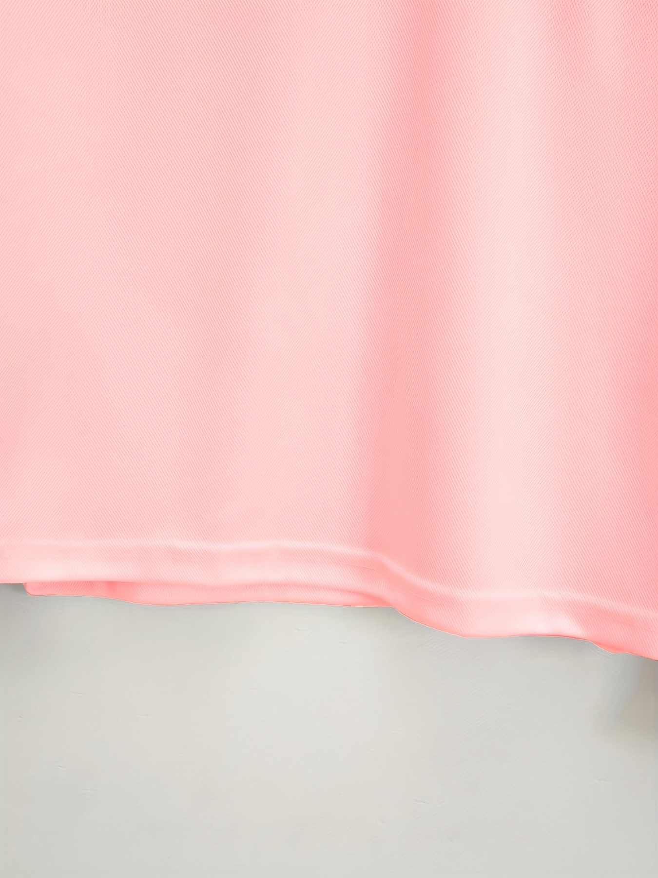 1pc Chemise Polo En Polyester Décontractée D'été Pour Hommes Avec Détail de Poche À Carreaux, Manches Courtes, Tissu Tricoté, Légèrement Extensible, Coupe Régulière, Col À Revers, Boutonnière - Sans Ceinture