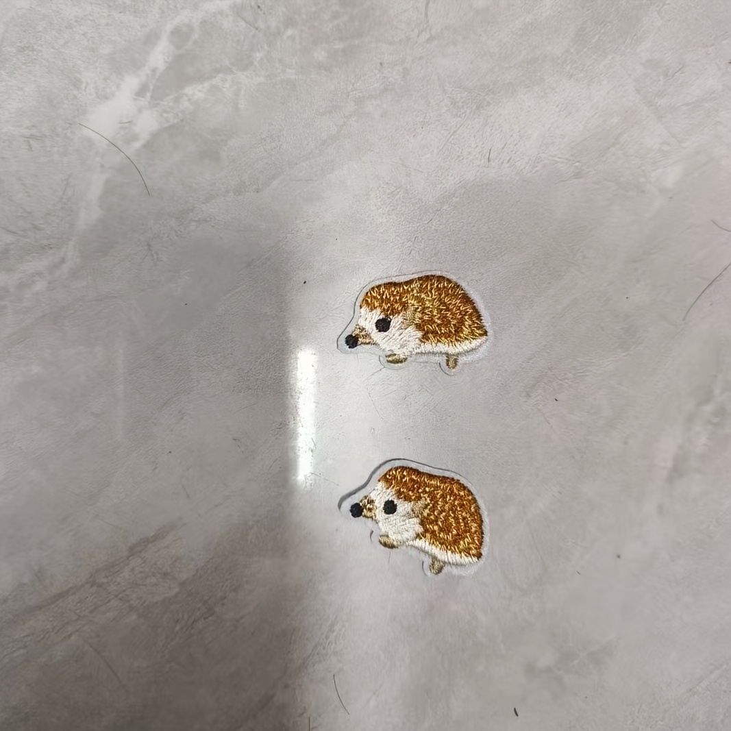 TEMU 2pcs Adorable Hedgehog Animal-themed Fashion Embroidered Fabric Patches Stylish Apparel Decoration Patches, Clothing Patches, Creative And