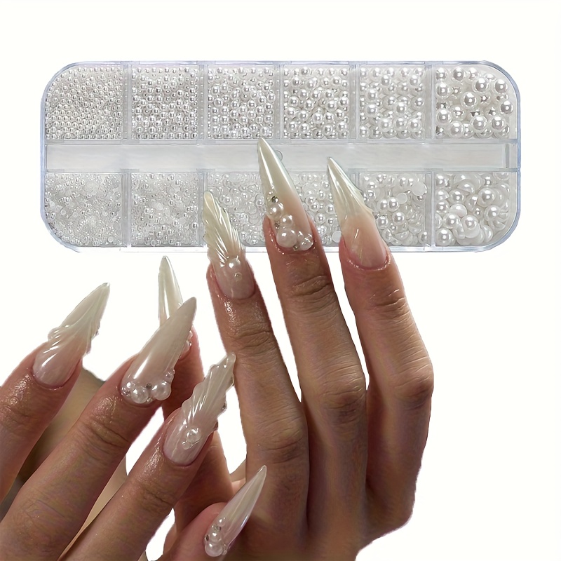 A Set Of Round Rhinestones In A 12-grid Box, Featuring Sizes For Nail Art Decoration, Perfect For Projects At Home, Professional Nail Salons, Facial Makeup, And