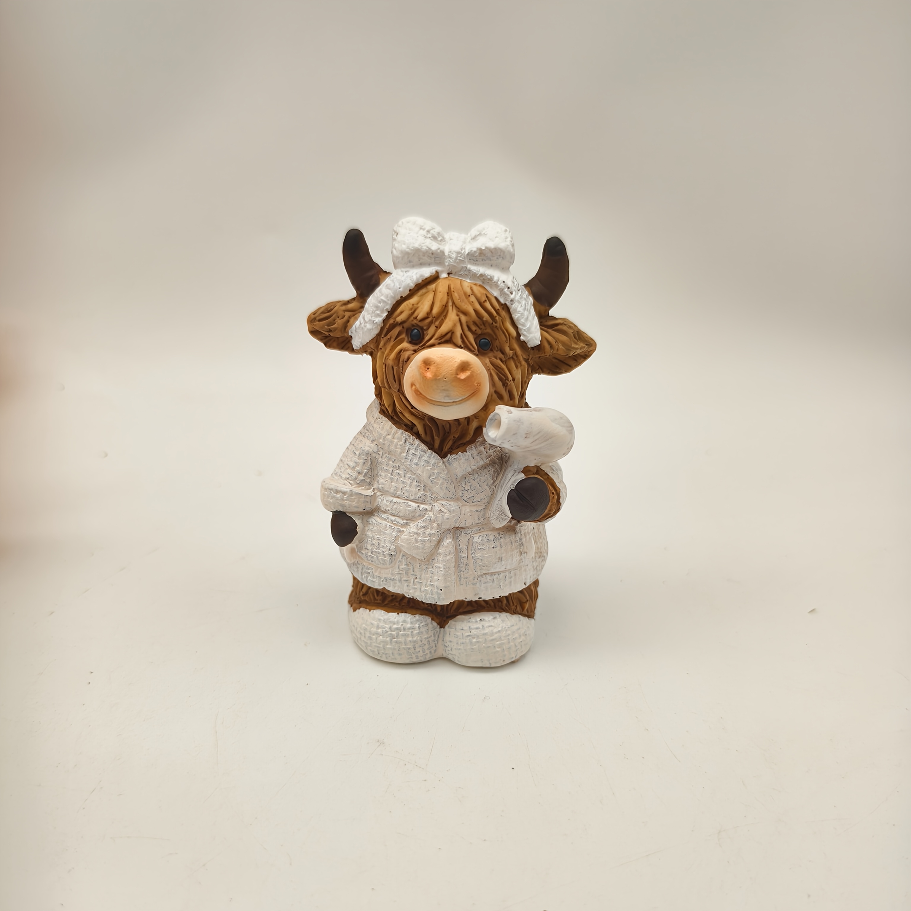 TEMU 1 X Resin Highland Cow Statue, Cute Farm-style Cow In Bathrobe With Toothbrush/hairdryer Decor, Bathroom Vanity Or Shelf Display. Great