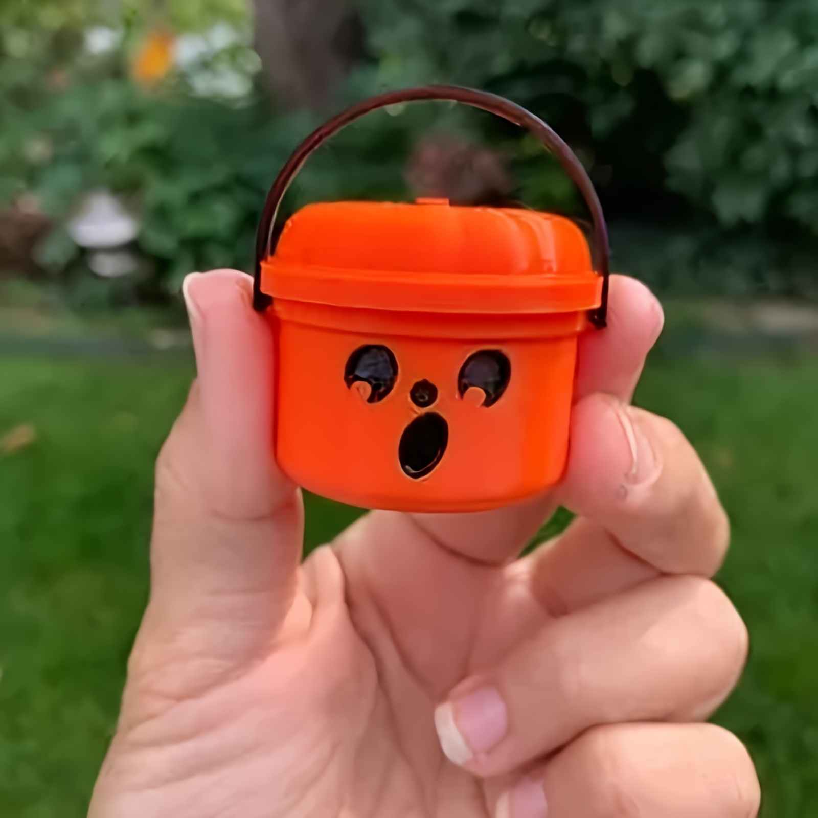 グリーンモンスター ハロウィン ビンテージ フィギュア バケツ