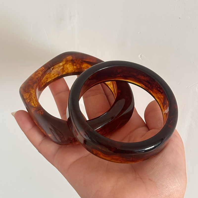 2pcs Stylish Asymmetrical Brown Resin Bracelet Set