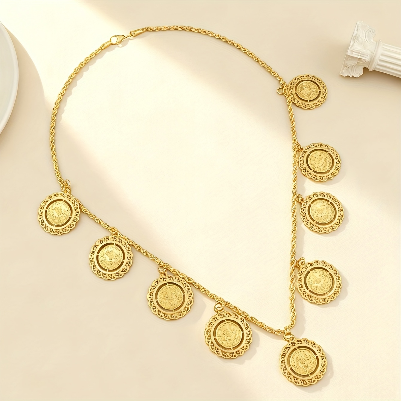Image of Fashionable And Versatile Court Metal Hollow Ottoman Pattern Pendant Necklace Middle Eastern Banquet Festival Daily Party Wear Women's Necklace Jewelry
