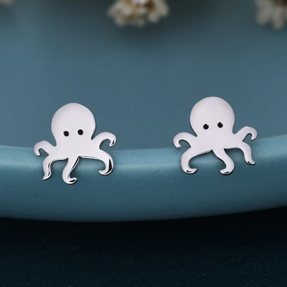 Minimalist Mini Stainless Steel Octopus Earrings Unique Personality Cute Daily Wear Women's Fashion Ear Studs