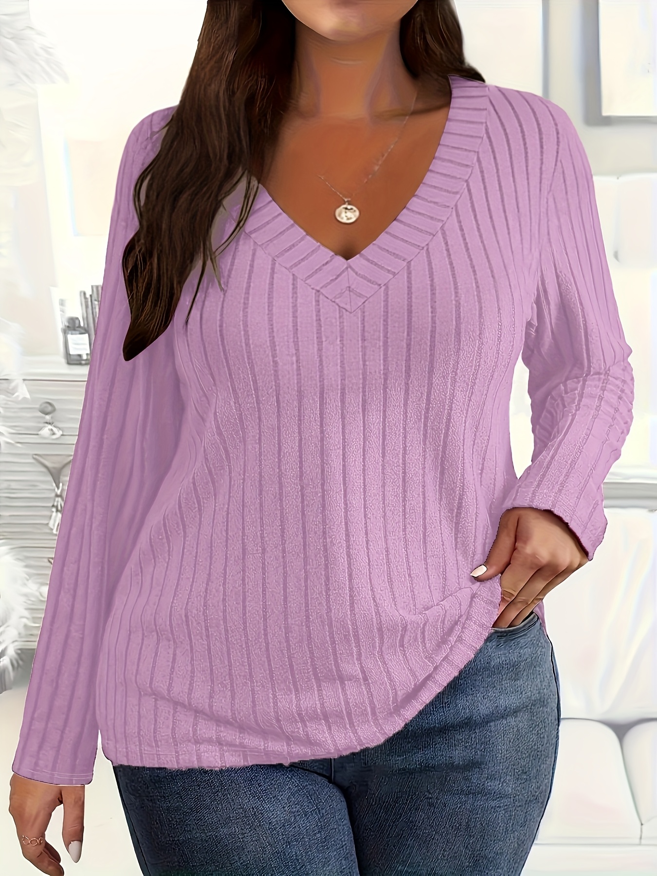 Plus Size - Women'S Plus Size V-Neck Ribbed T-Shirt - Soft, Lightweight & Stretchy Fabric, Long Sleeve Solid Color Top, Hand Washable, Perfect for Spring, Fall & Winter, Casual Wear, Allseason Top | Vneck Top | Medium Elasticity