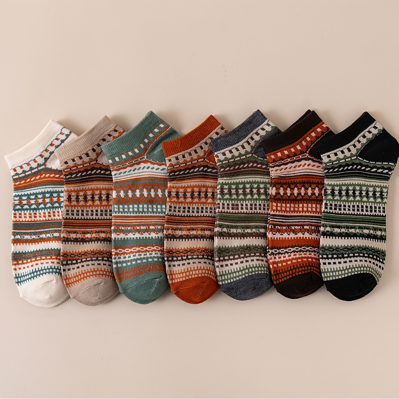 TEMU 7 Paar Frühling Sommer -Mix Ethnische Stil Elegante Retro Individuelle Damen Kurze Socken Weiche Bequeme Socken Gestreift Retro Bohemian Style
