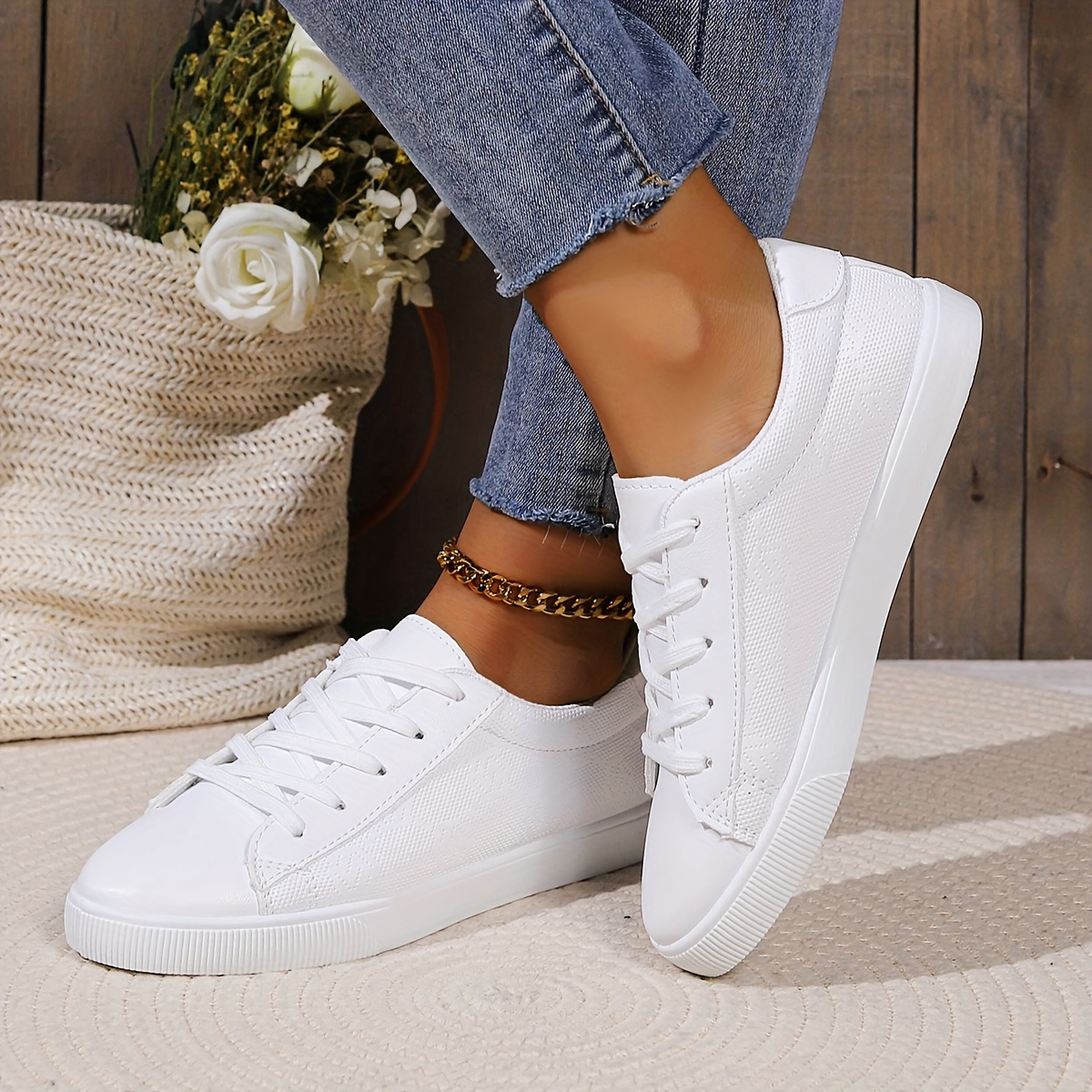 

Women's Solid Color Sneakers, Casual Lace Up Outdoor Shoes, Comfortable Low Top Sport Shoes
