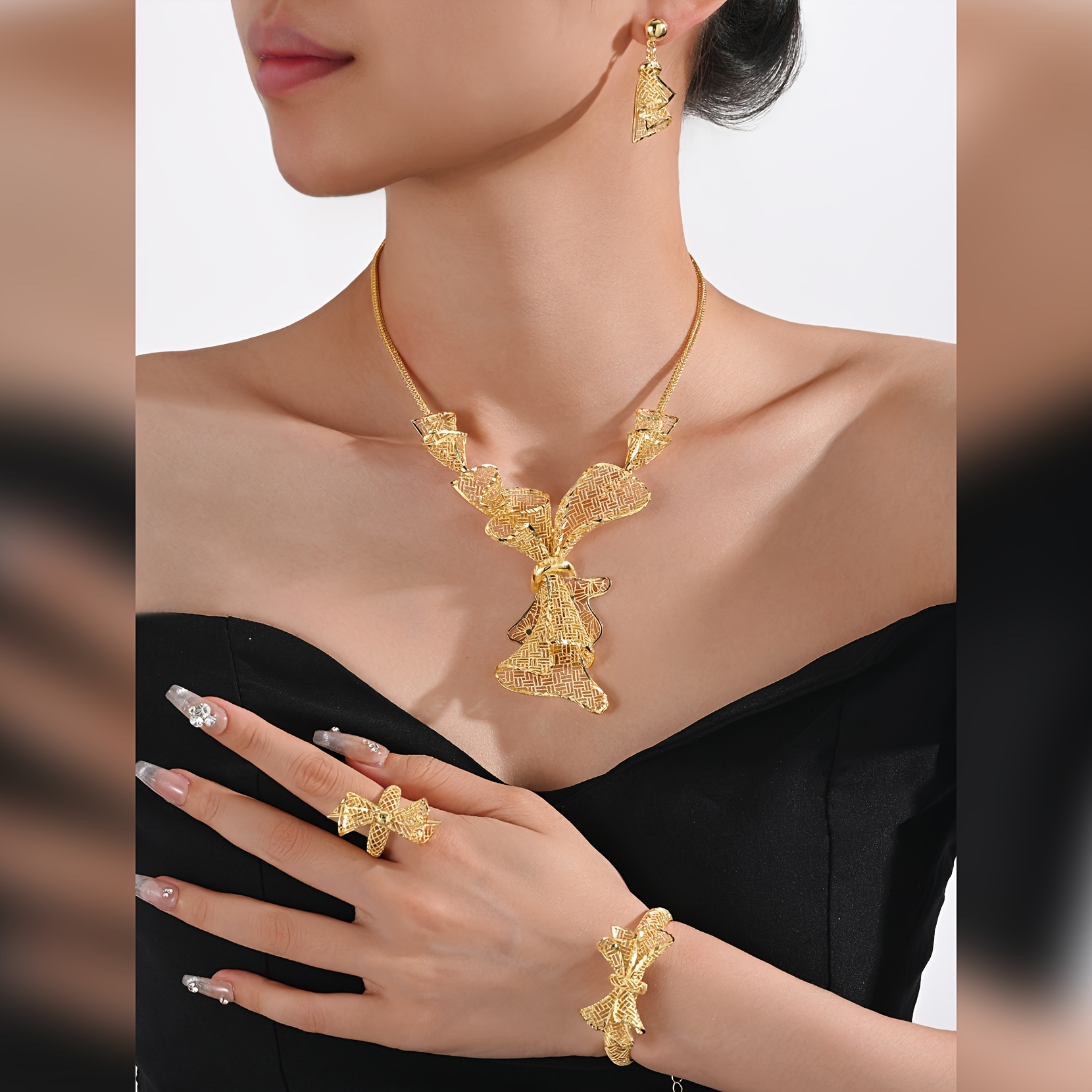 

Elegant 18k Gold-plated Jewelry Set For Women - Vintage & Sexy Necklace, Earrings, Ring, Bracelet - Weddings & Parties