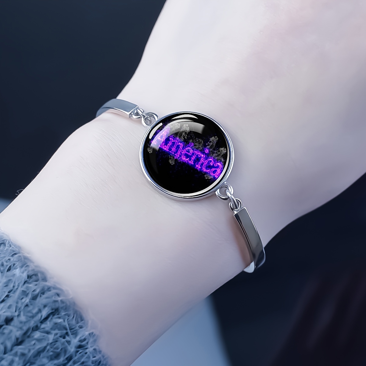 Adjustable Graphic Dome Charm Bracelet for Women and Men
