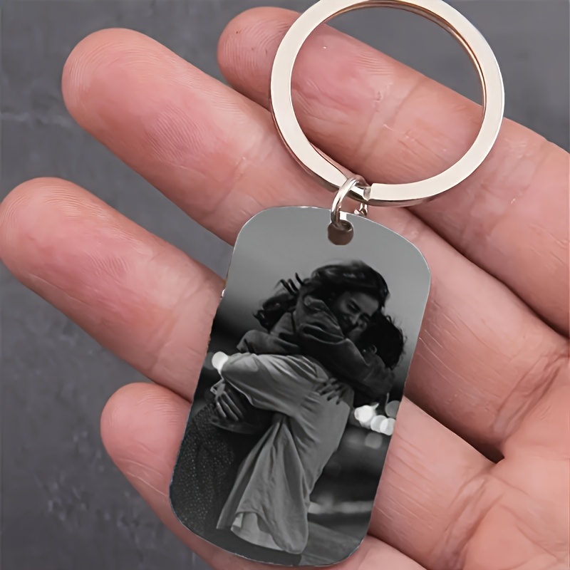 TEMU 1pc Personalized Holiday Souvenir Keychain, Laser-engraved Photo And Name Stainless Steel Keyring For Couples, , Pets, Etc., Anniversary And