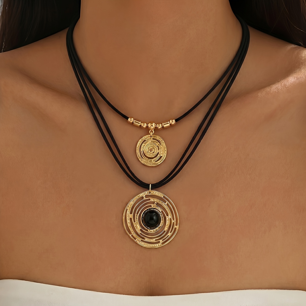TEMU Collar de moda con colgante para mujer, 1 pieza, estilo geométrico, cordón de capa con colgante circular de de negra, collar apilable para uso