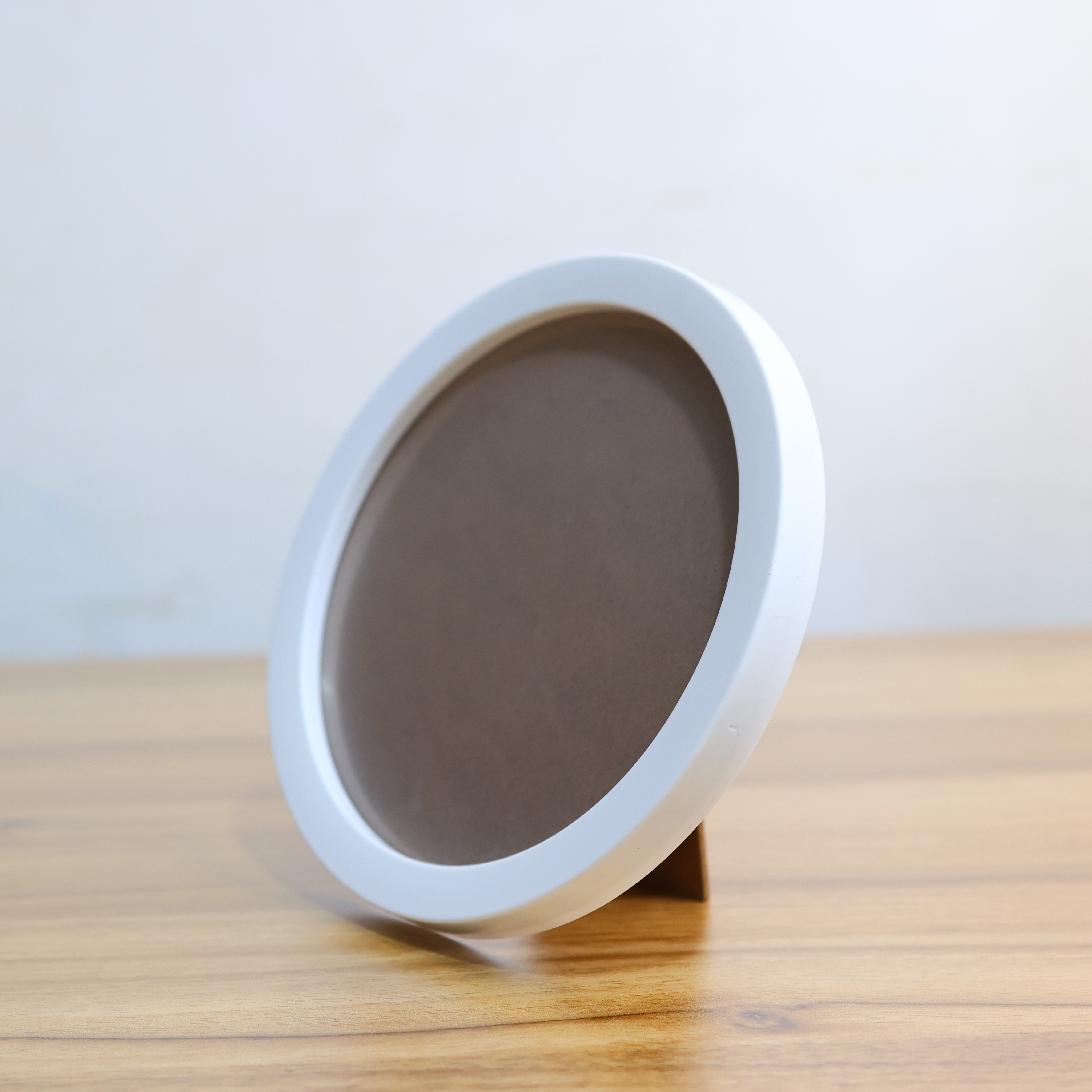 round picture frame sold on Temu United States