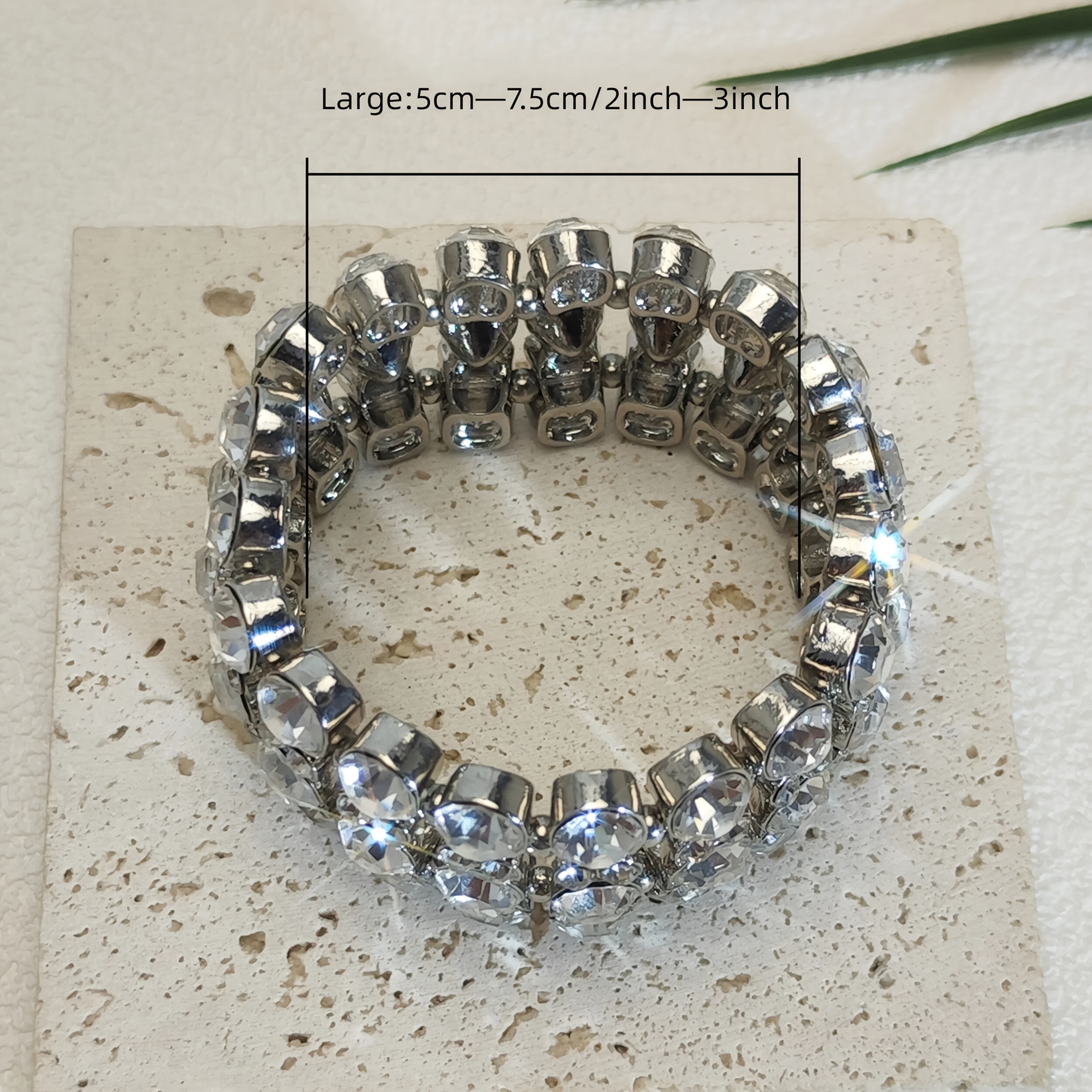 Image of 1pc Women's Bracelet, Rhinestone-studded Women's Jewelry, Sparkling Bracelet, Suitable For Daily Wear, For Bars, Nightclubs, Dance , And Parties, Unique Gift