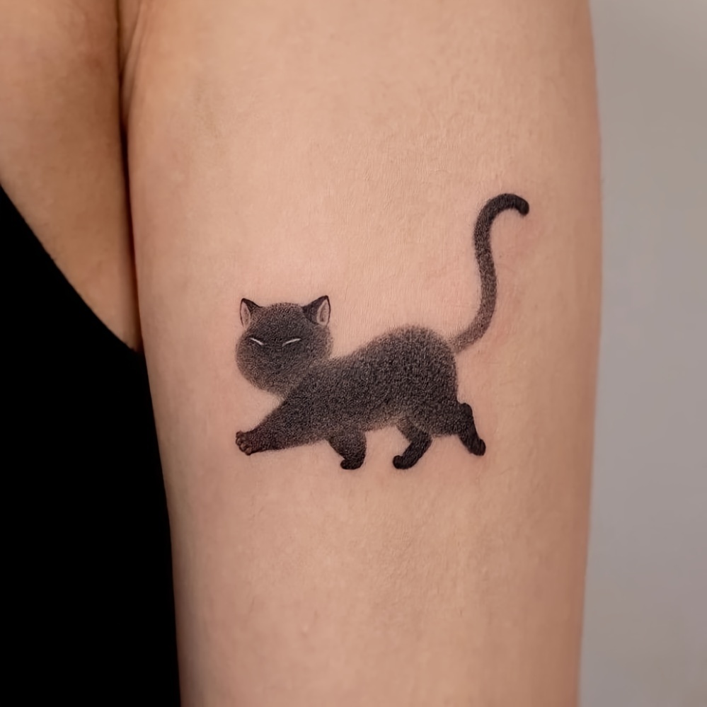 

Long-lasting Waterproof Temporary Tattoos - Cute & Cool Dark Cat Design For Wrist, Arm, And Collarbone