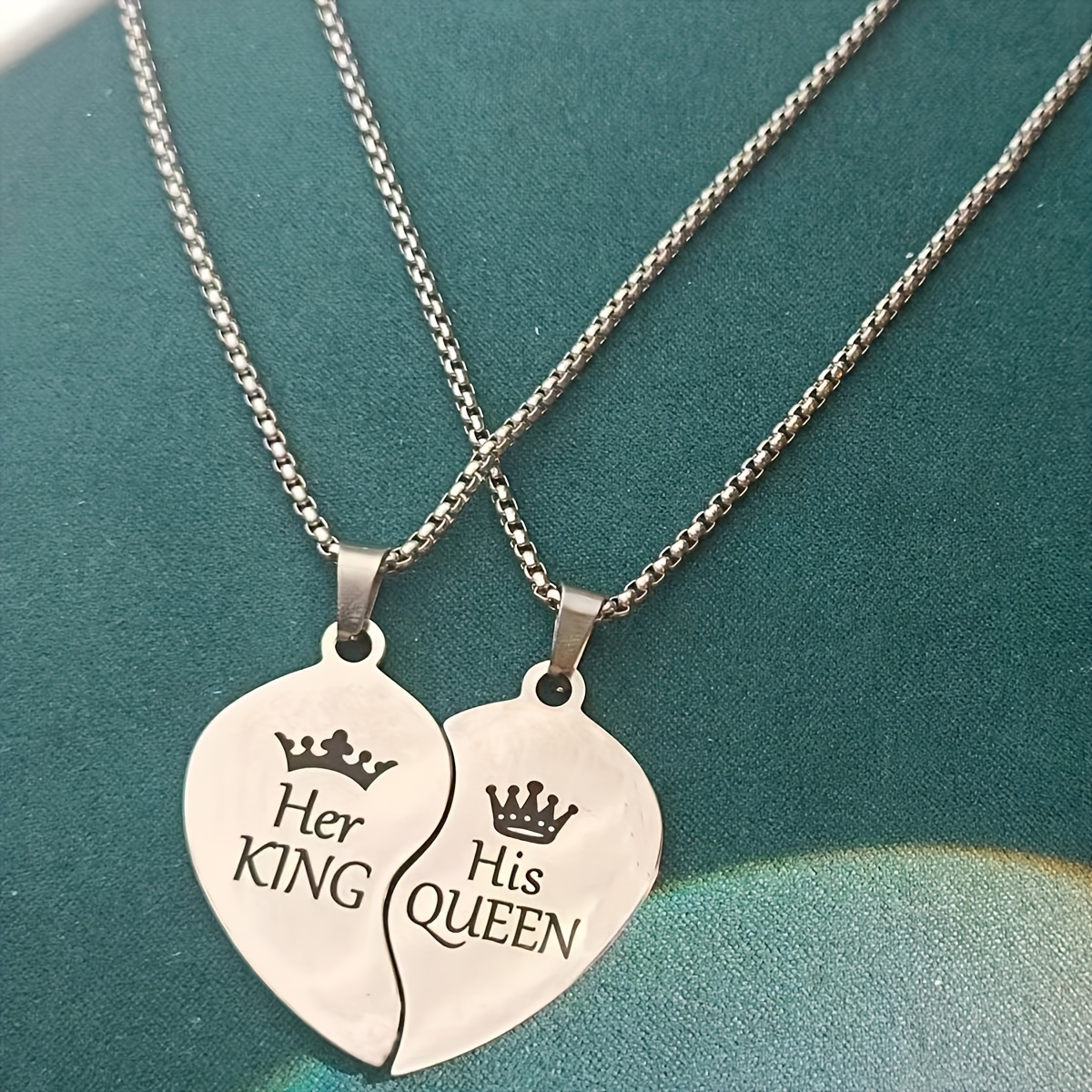 

2-piece Creative And Simple Letter Necklace, King And Queen Crown, Love Confession Necklace With Couple Words, Perfect Jewelry Gift For Couples