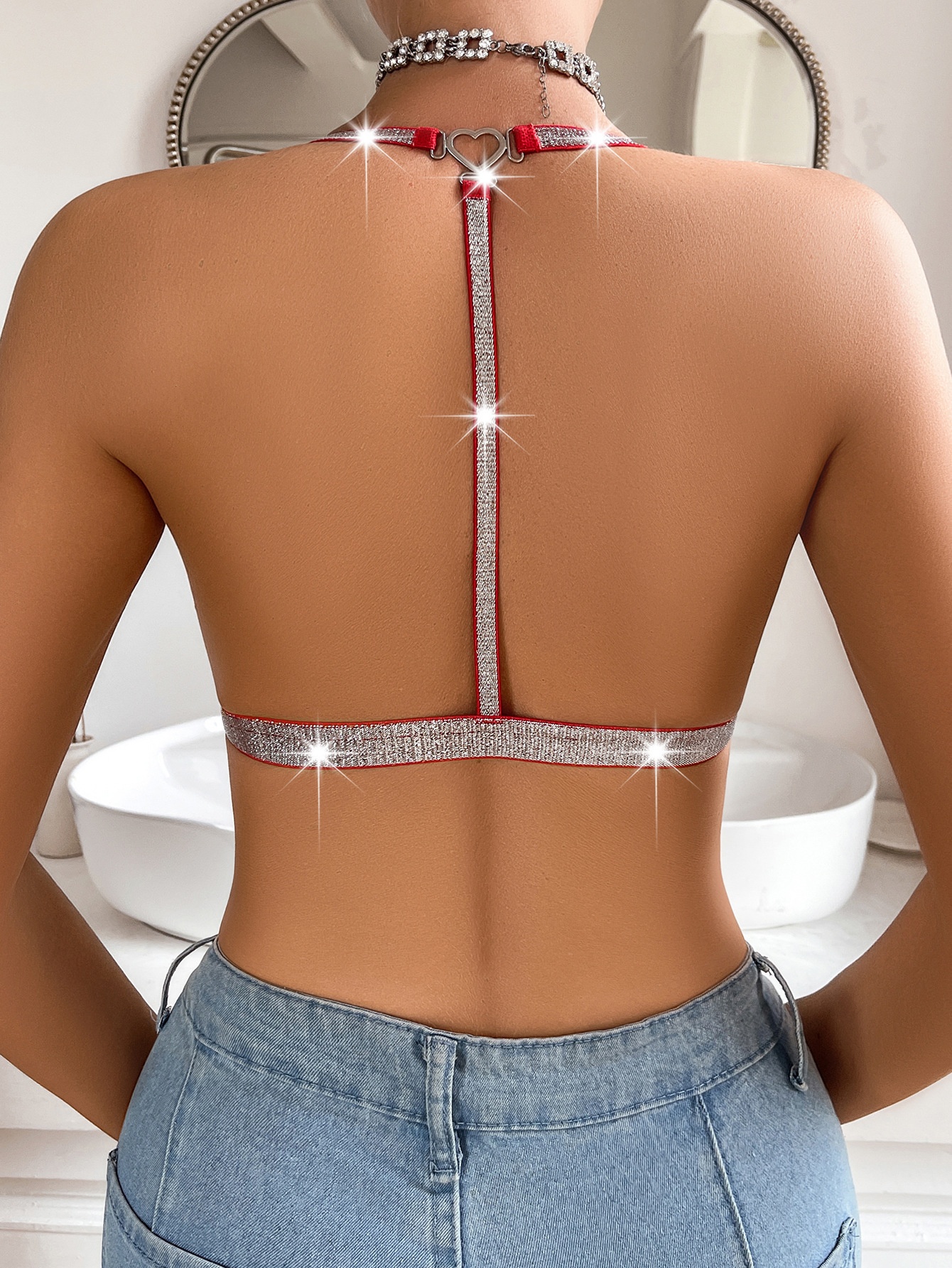 Dames push-up bh met voorsluiting, kanten details, open rug en halternek, zonder beugel.