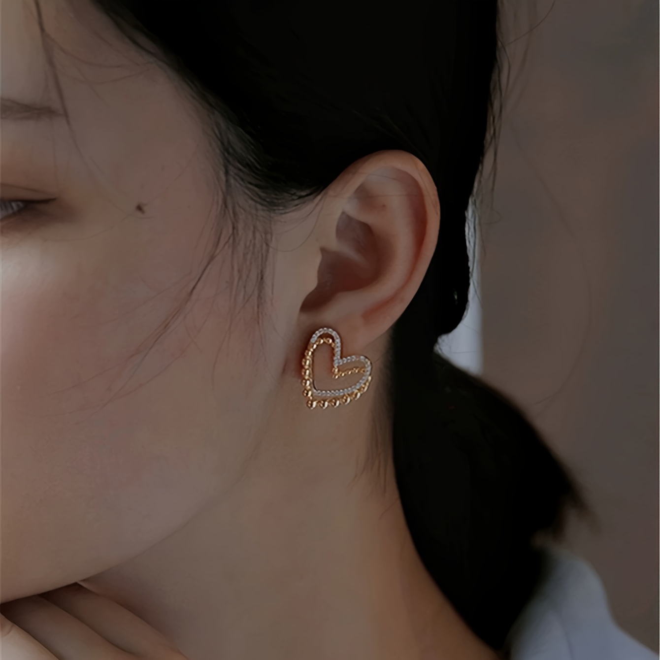 

1 Pair Elegant Women’s Stud Earrings - Golden-tone Alloy With Glass Accents, Chic Style For Casual Attire Or Gift, Gift For Her | Earrings | Goldplated Alloy, Cute Earrings