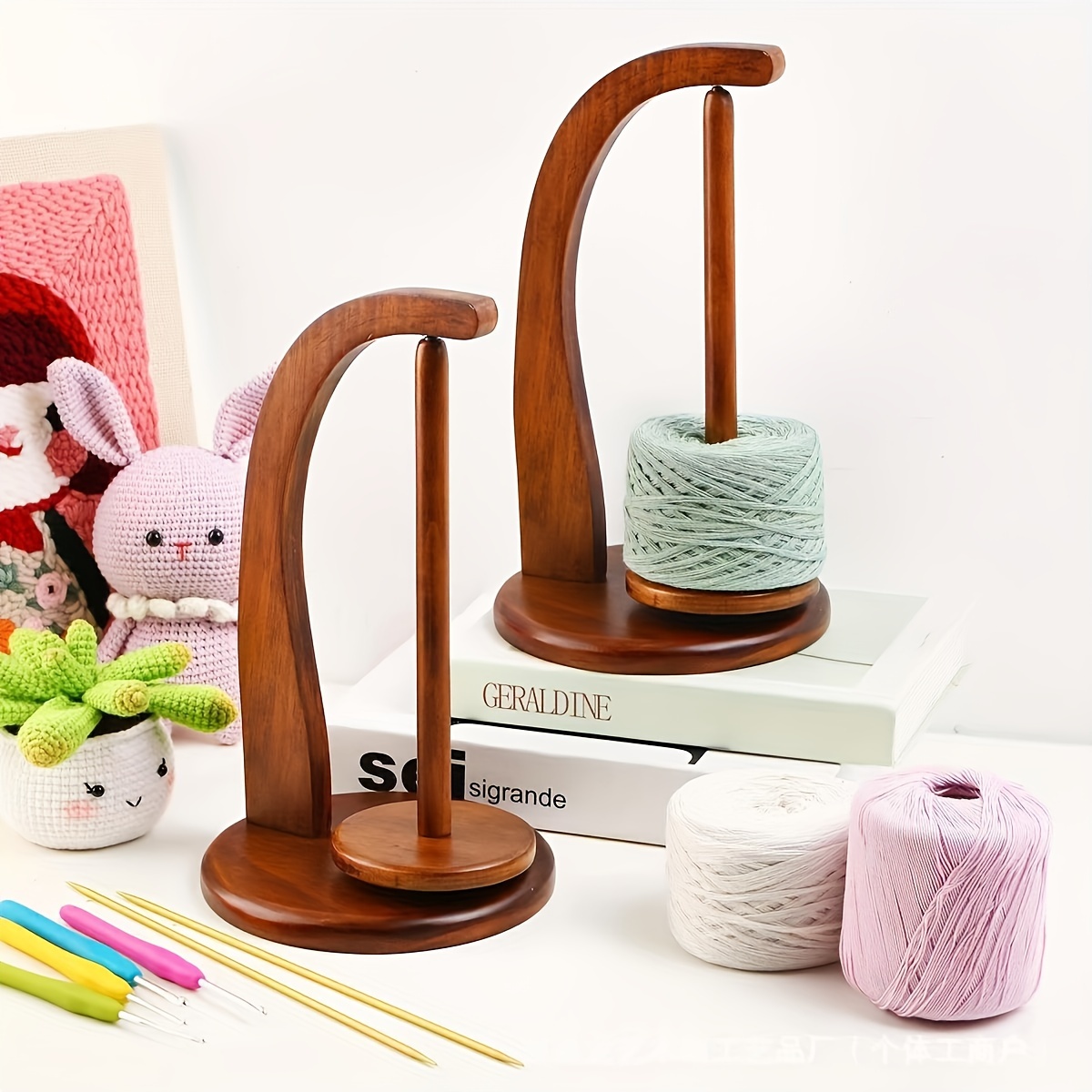 

Rotatable Wooden Yarn Spool Holder – Solid Wood Knitting Wool Ball Tool – -free Yarn Holder Stand – Portable Knitting Accessory Without Electricity Or Batteries