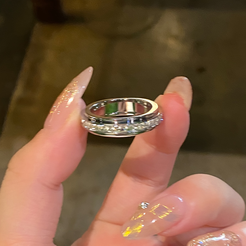 Ladies' Rotatable Single-Row Sparkling Zirconia Ring, Elegant Gift