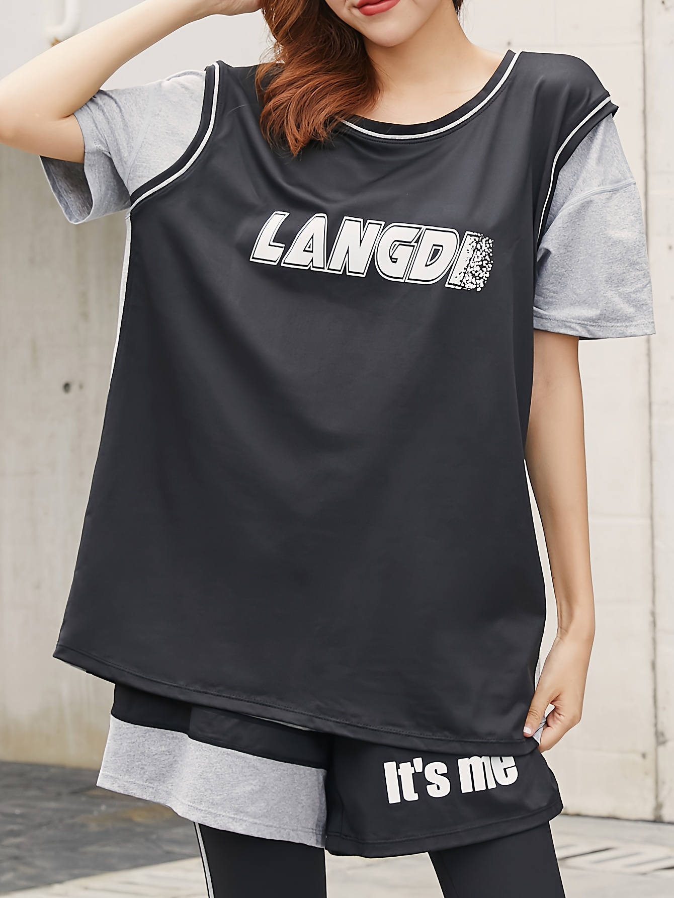 Quick Drying Contrast Sports T-shirt Round Neck Short Sleeves